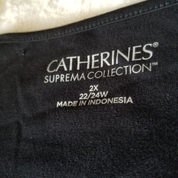 Catherines Top Women Plus 2X 22/24W Black Red Hearts Short Sleeve - Picture 6 of 9